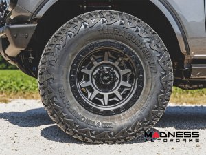 Ford Bronco Custom Wheels (1) - 85 Series - Gunmetal Gray w/ Black Lip - 17 x 9.0 / 6 x 135 / -12 / 4.5" - Rough Country Ford Bronco Custom Wheels (1) - 85 Series - Gunmetal Gray w/ Black Lip - 17 x 9.0 / 6 x 135 / -12 / 4.5" - Rough Country